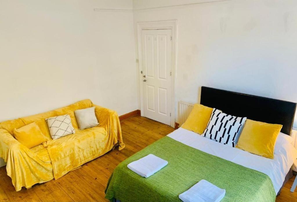 Guest House Balham, South London Spacious, Lambert, 6 Rooms Available Værelse billede